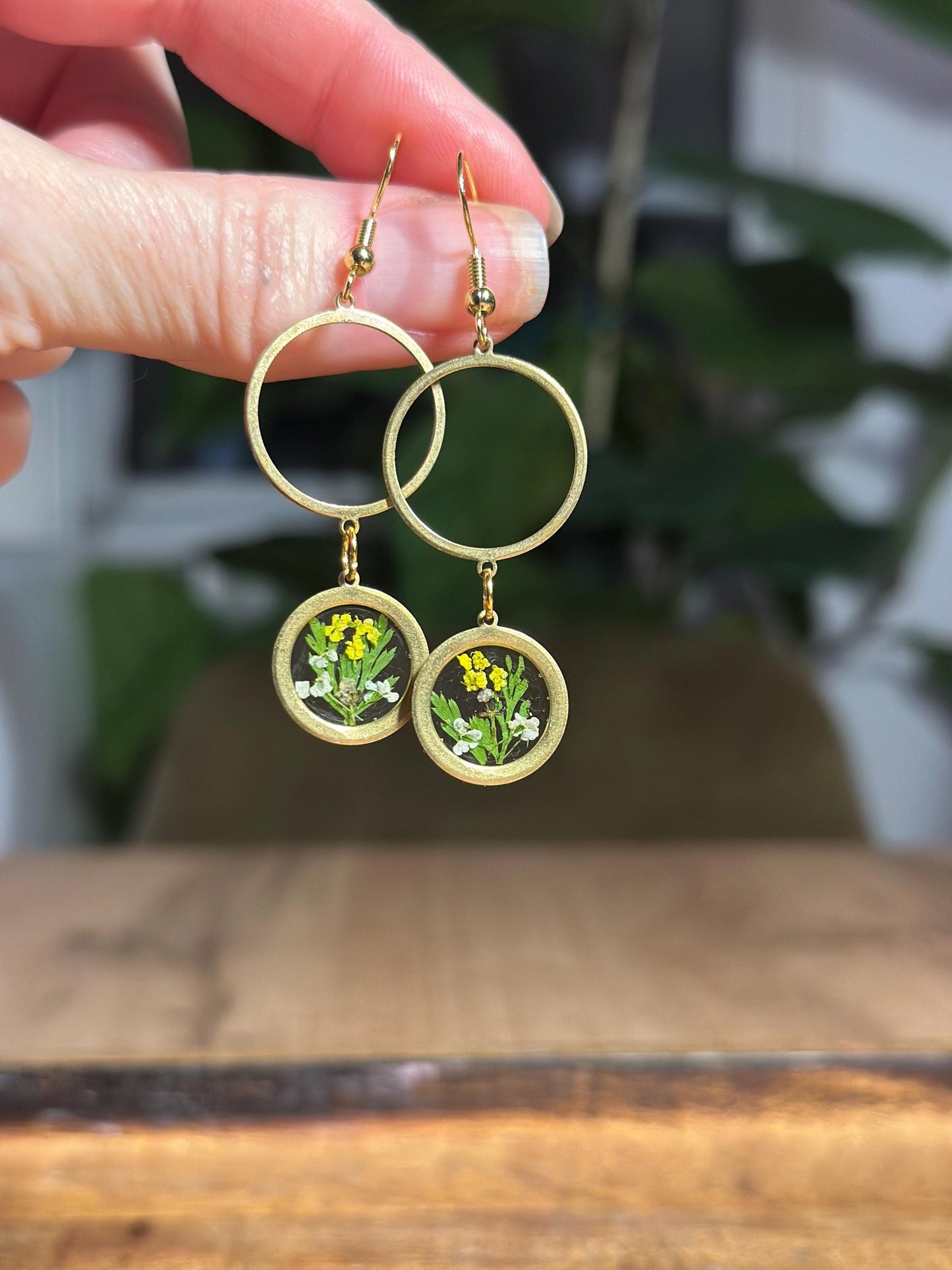 Resin and pressed flower earrings