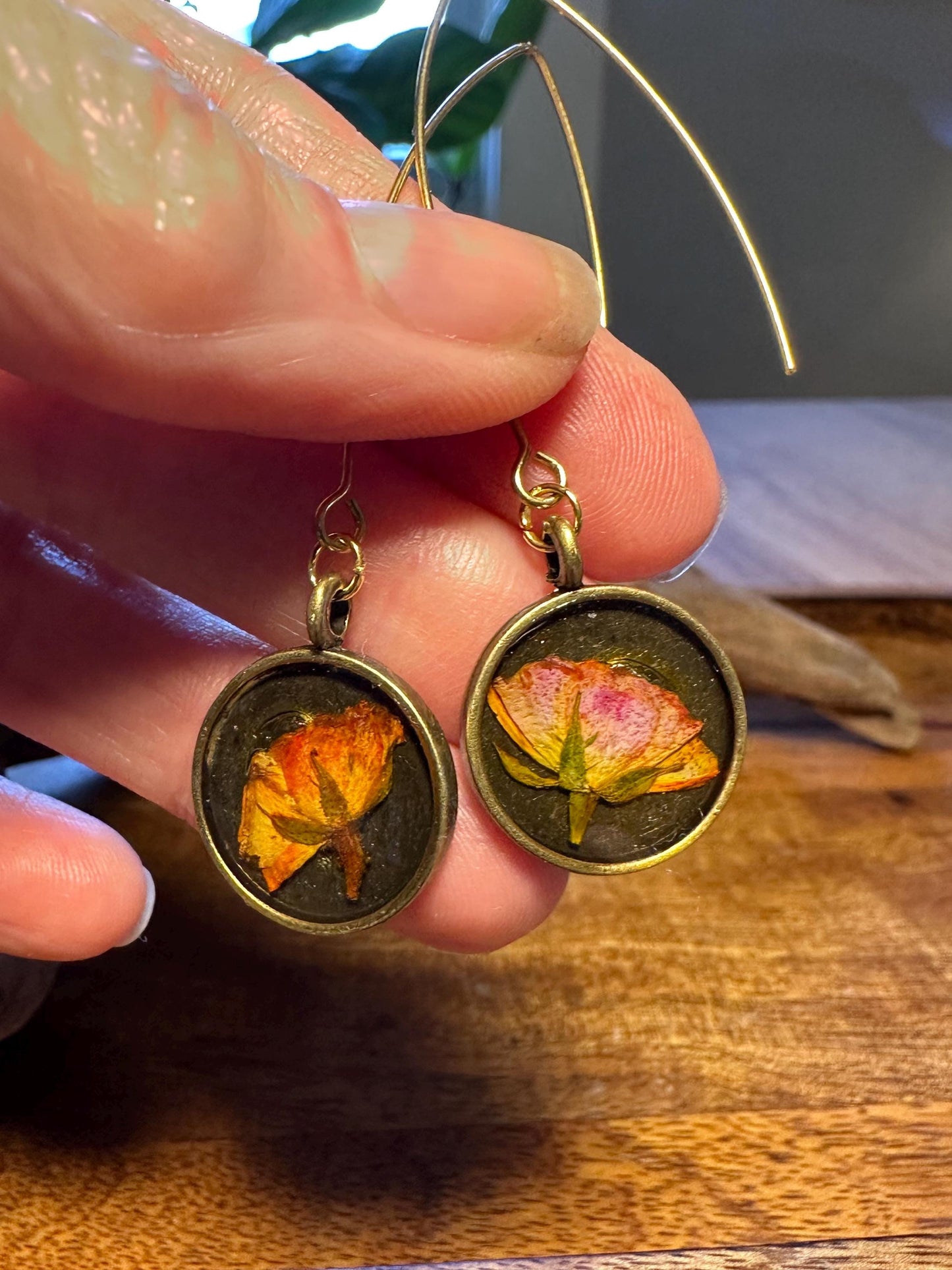 Resin and pressed flower earrings