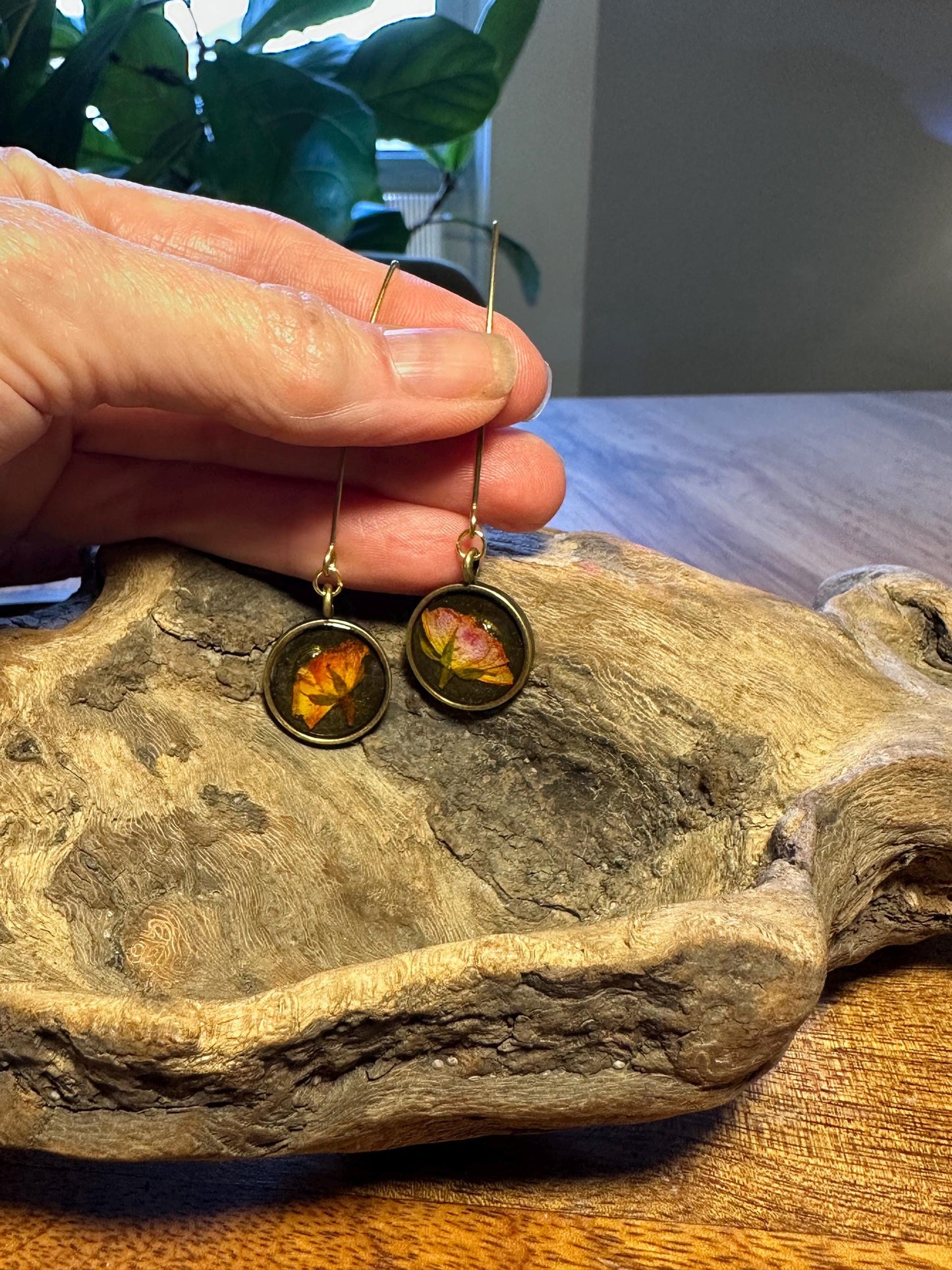 Resin and pressed flower earrings